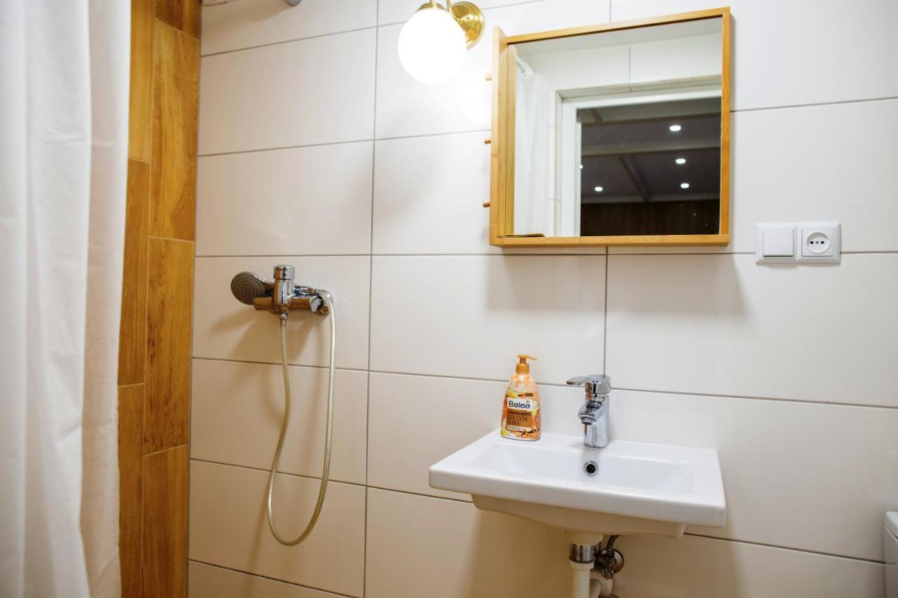 Smart City Apartament Lviv Exteriör bild